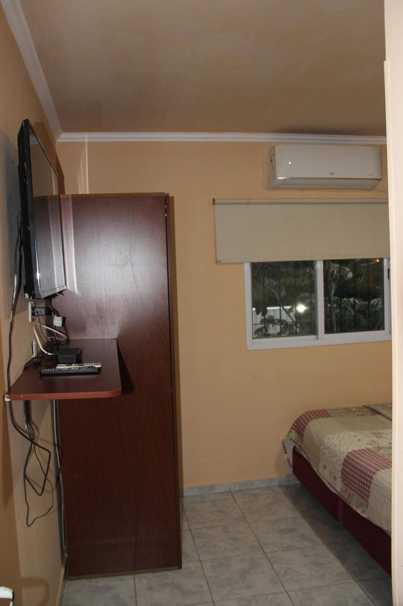 Cv Apart Resistencia Exterior photo